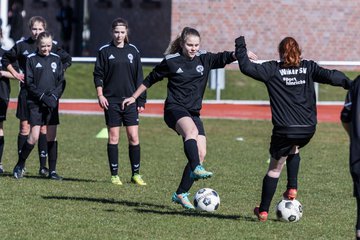 Bild 36 - C-Juniorinnen VfL Oldesloe - Wiker SV : Ergebnis: 0:5